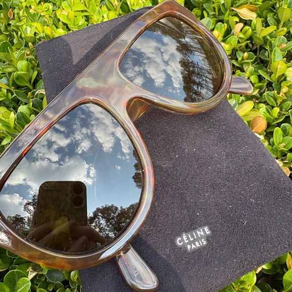 Women’s Celine Sunglasses with Pouch - Picture 6 of 11